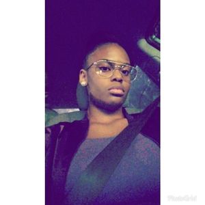 Meet your Posher, Kendall